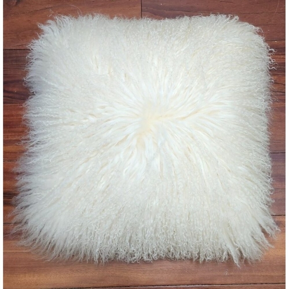 Mongolian Lamb Fur Pillow Cover Genuine Sheepskin FluffyFluffy White CushionCase - Picture 4 of 10